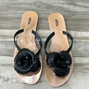 Melissa Brazilian flip flops jelly sandals black with roses on top size 8